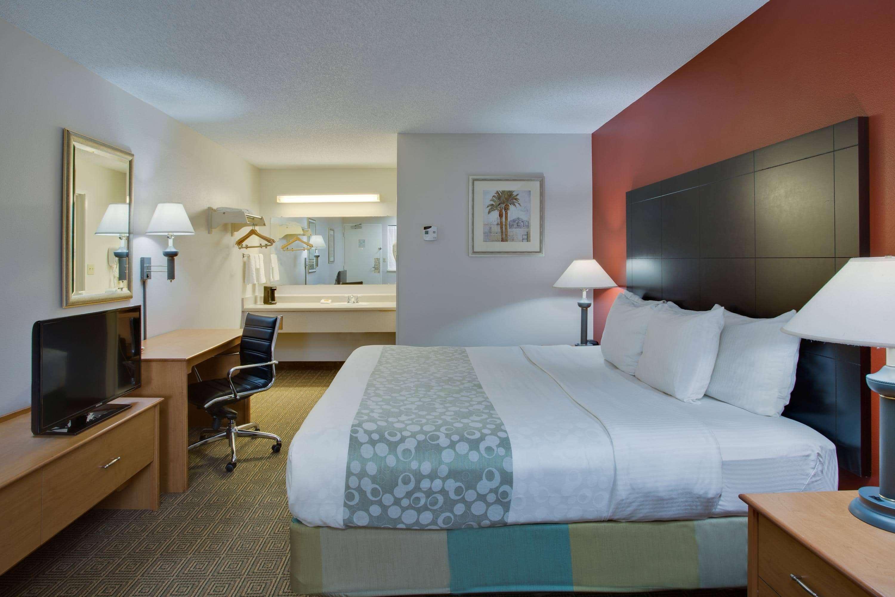 Sea Mystique Resort Garden City